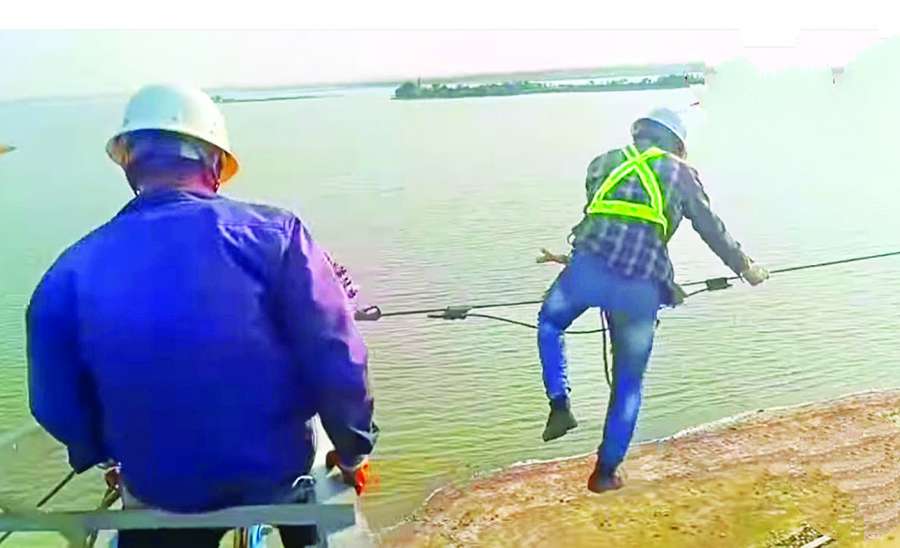 ဆောင်းပါး