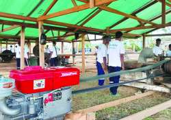 “မိုခါ” မုန်တိုင်းဒဏ်သင့်ရခိုင်ဒေသ ပြန်လည်ထူထောင်ရေးအတွက် ကြိုးပမ်းဆောင်ရွက်ချက် များ (၉) (သယံဇာတနှင့် သဘာဝပတ်ဝန်းကျင်ထိန်းသိမ်းရေးဝန်ကြီးဌာန)