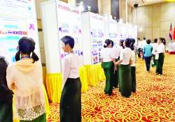 အနာဂတ်မဲခေါင်မြစ်ဝှမ်းပန်းခင်းကြီးအတွက် အဖူးအငုံလေးများအား ပျိုးထောင်ခြင်း